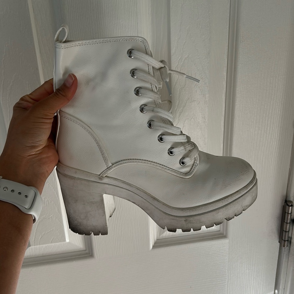 Women’s Boots